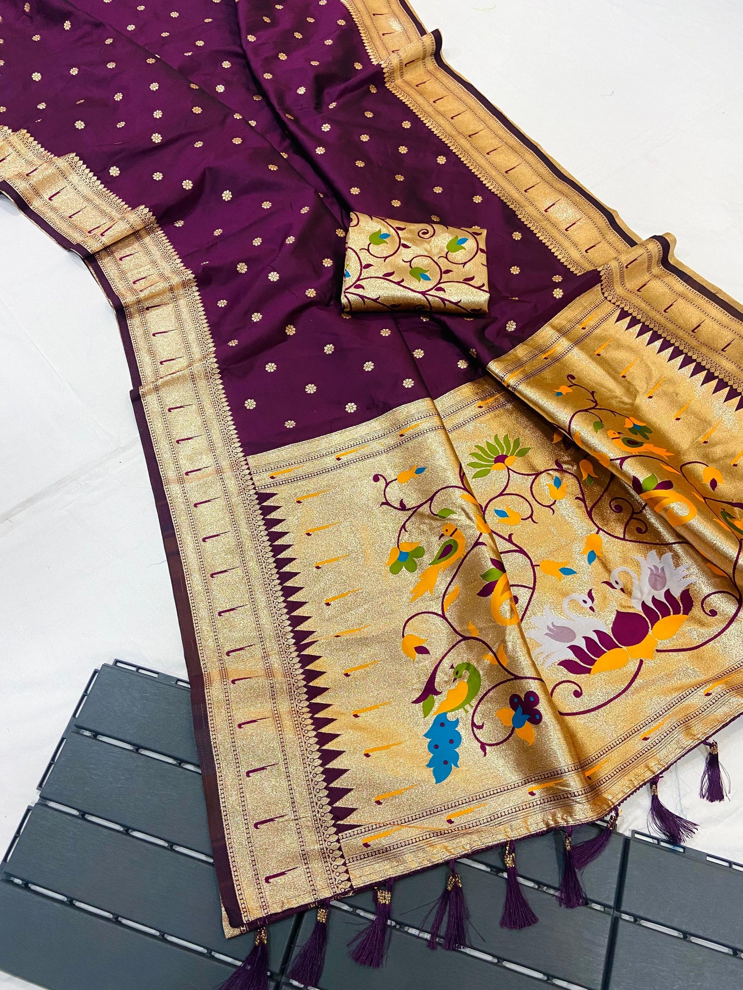 Pure Banarasi Paithani Pallu Saree with All Over Butti Design & Meena Weaving Work, Premium Designer Silk Saree with Full Weaving Blouse