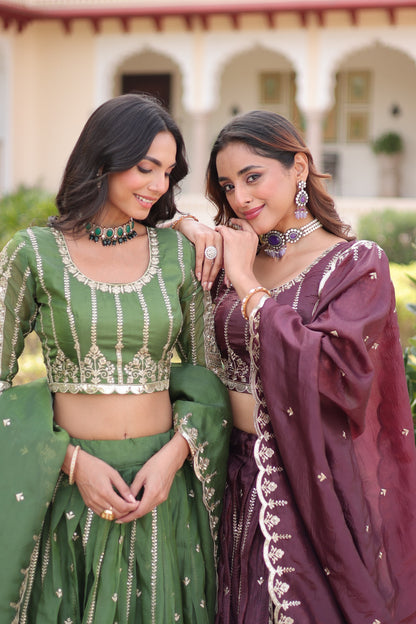 Women’s Gold Crush Sequins & Zari Embroidered Lehenga Choli Set with Dupatta