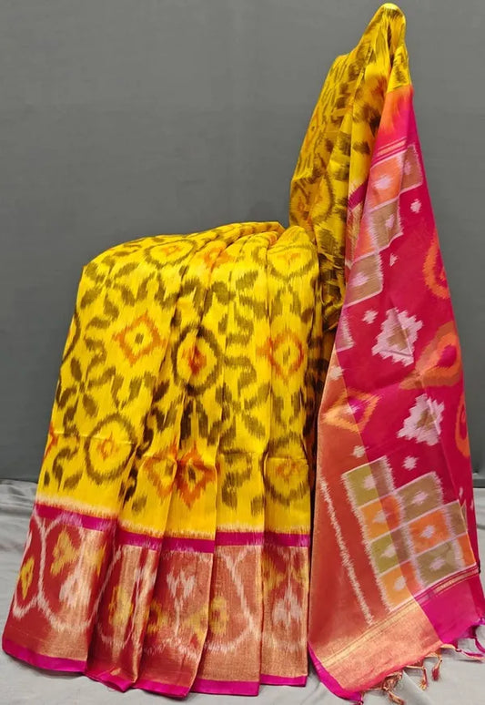 Pochampally Ikkat Pattu Silk Saree