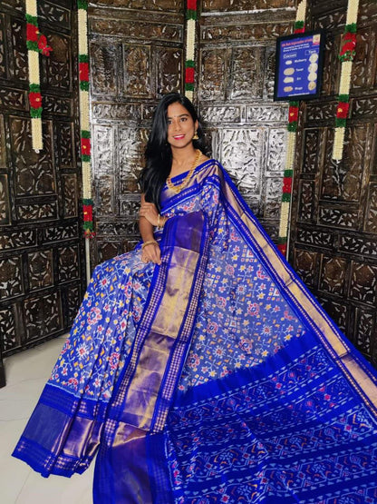 Pochampally Ikkat Sareee