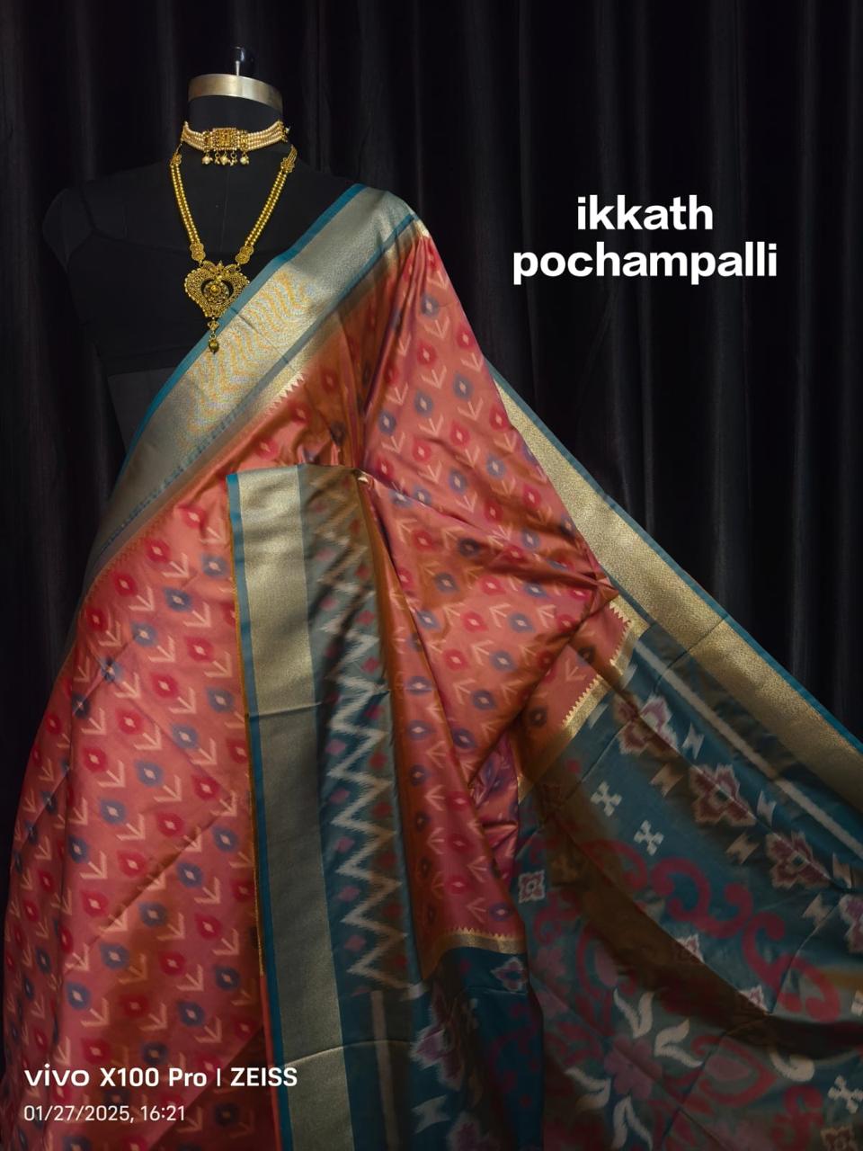 Pochampally Ikkat Pattu Silk Saree