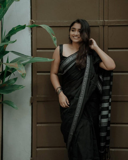 Posh Black Cotton Silk Saree With Lissome Blouse Piece
