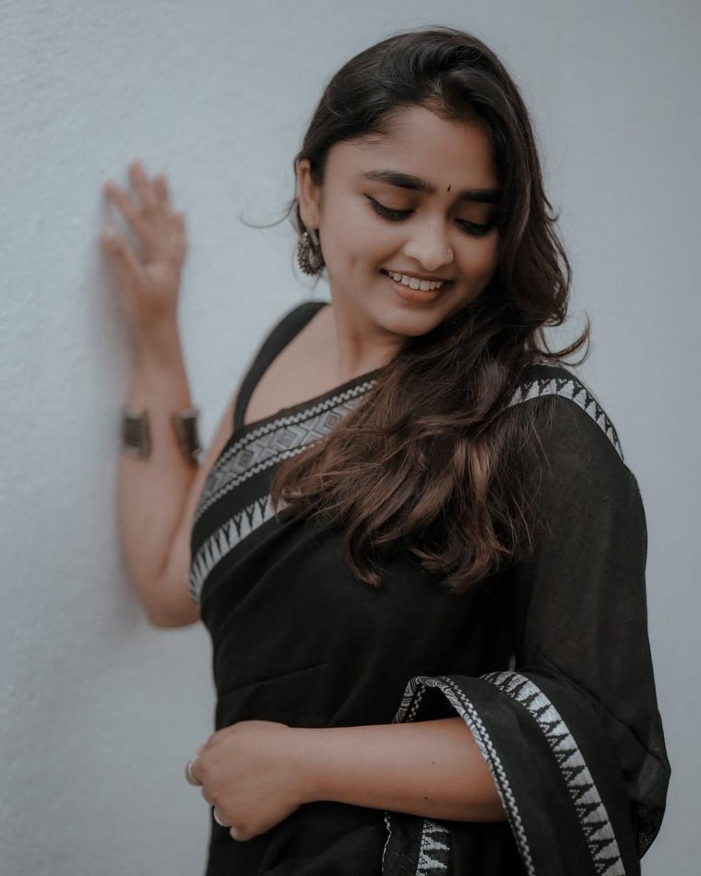 Posh Black Cotton Silk Saree With Lissome Blouse Piece