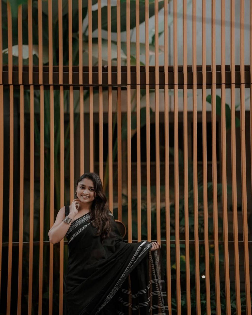 Posh Black Cotton Silk Saree With Lissome Blouse Piece