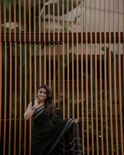 Posh Black Cotton Silk Saree With Lissome Blouse Piece