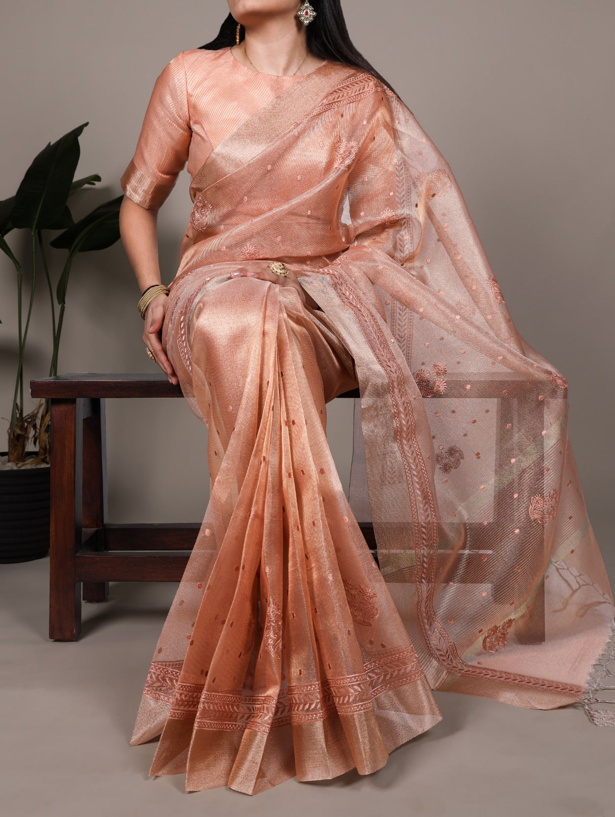 Poly Shimmer Thread Embroidery Saree with Plain Unstitched Blouse
