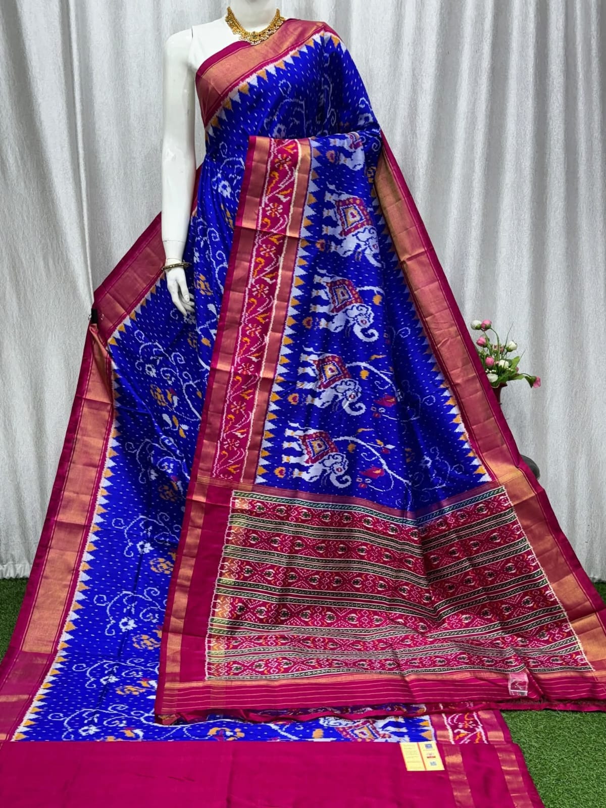 Royal Blue Pochampally Ikat Pure Silk Saree with Pink Border and Elephant Motifs