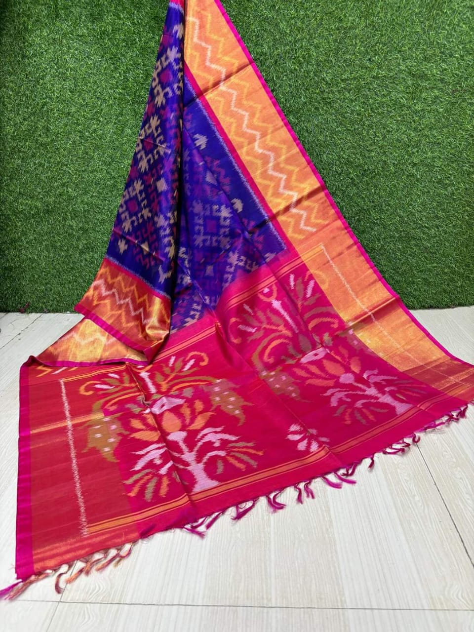 Multicolor Dola Silk Pochampally Designer Printed Saree With Unstitched Blouse Piece For Women