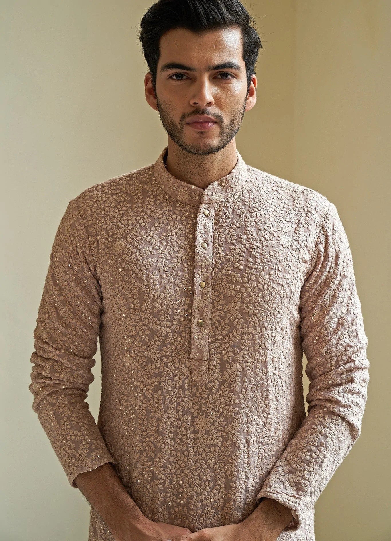 Mens Chikankari Kurta Pyjama Set: Indian Wedding Outfit