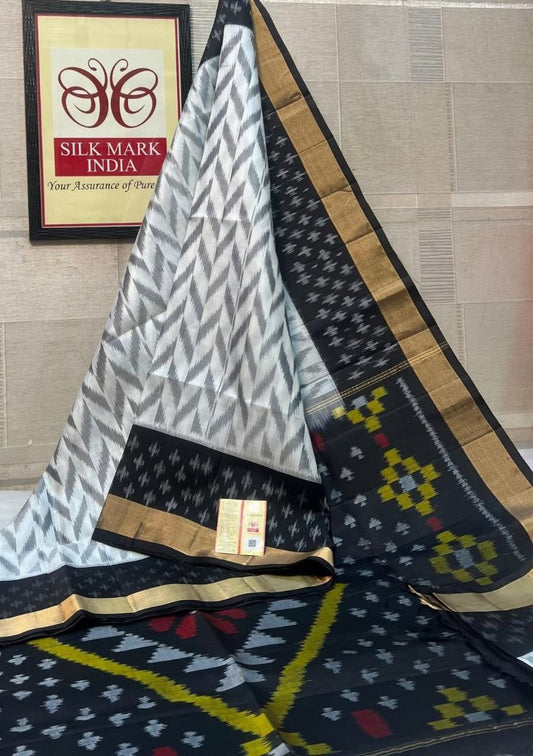 Pochampally Ikkat Pattu Silk Saree